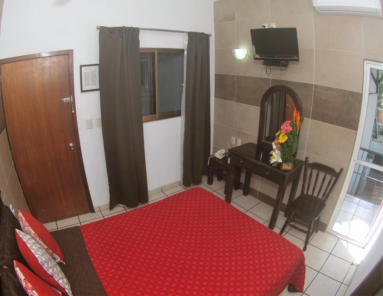 Hotel Hospedajes Del Rey Colima Dış mekan fotoğraf