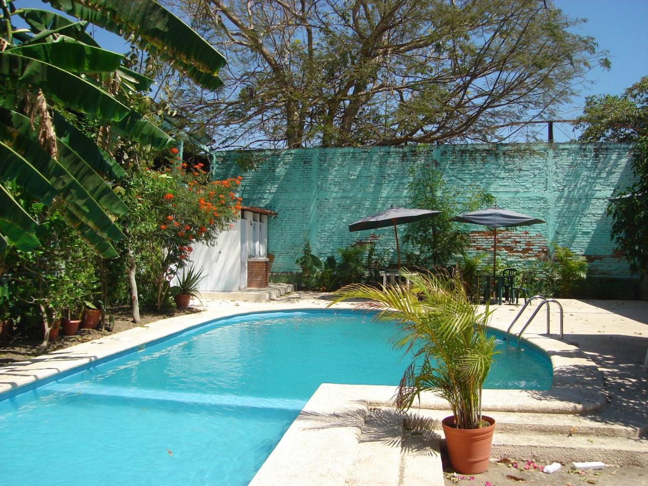 Hotel Hospedajes Del Rey Colima Dış mekan fotoğraf