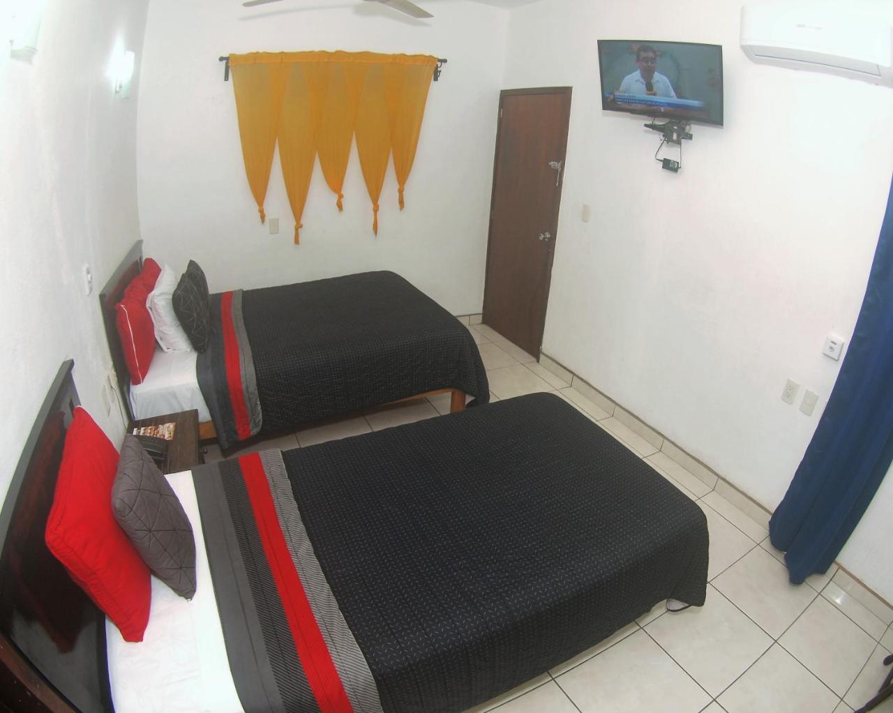 Hotel Hospedajes Del Rey Colima Dış mekan fotoğraf